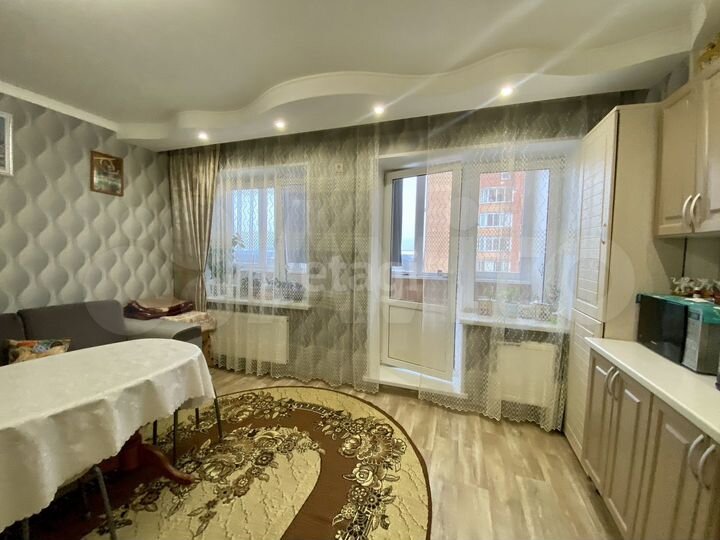 2-к. квартира, 71,2 м², 9/15 эт.