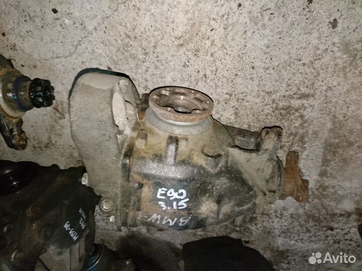 Редуктор заднего моста BMW 3 E90/E91/E92/E93 2008