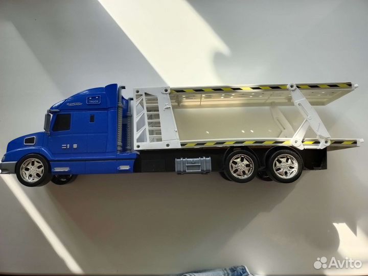 Детская машинка