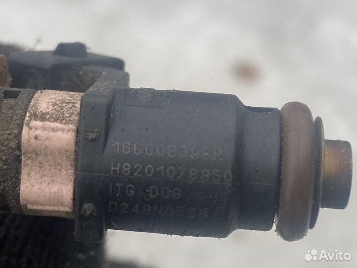 Рейка топливная в сборе рено дастер 2л