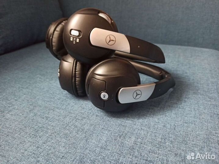 Беспроводные наушники Mercedes