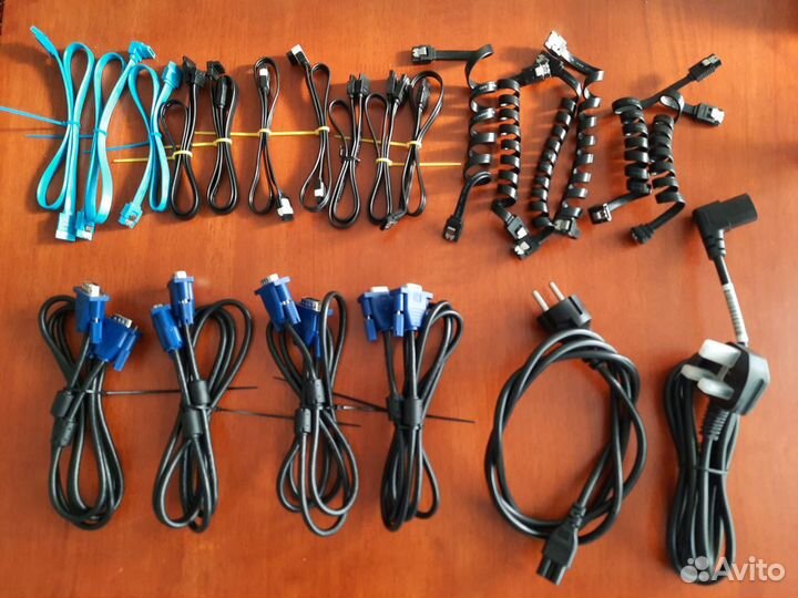 Кабели VGA-VGA, Кабели питания IEC, SATA 6Gb/s