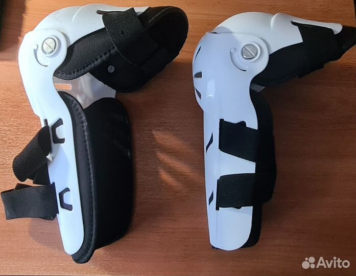 Наколенники (защита) для роликов, велосипеда, лыж