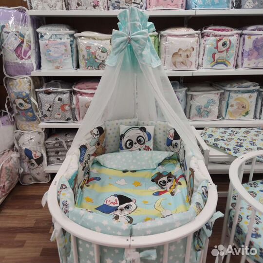 Бортики постелька балдахин одеяло подушка