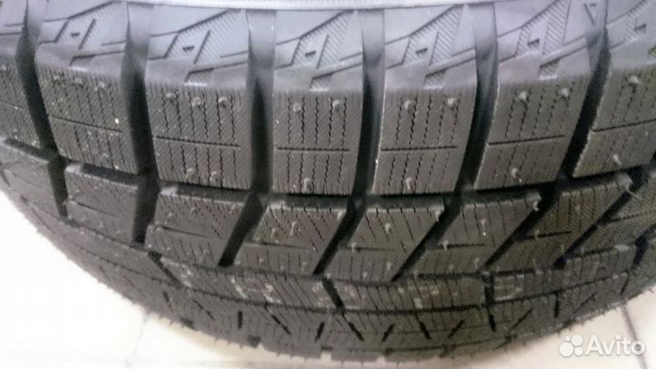 Yokohama Ice Guard IG60 225/60 R17 99Q