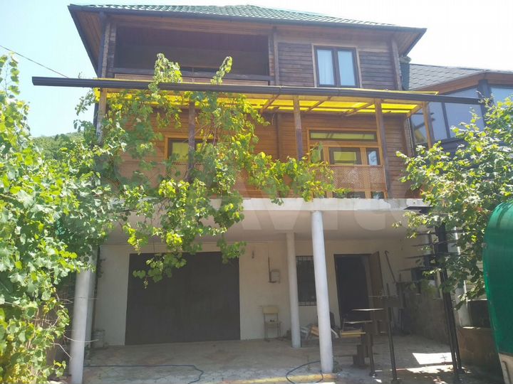 Коттедж 172 м² на участке 30 сот.