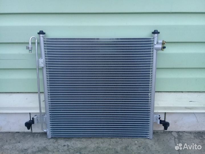 Радиатор кондиционера Mitsubishi L200