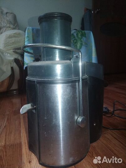 Бытовая техника для кухни бу Соковыжималка