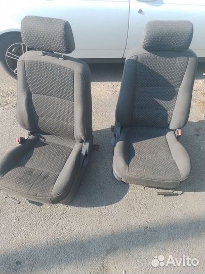 Сиденья передние Kia spectra, Shuma 2