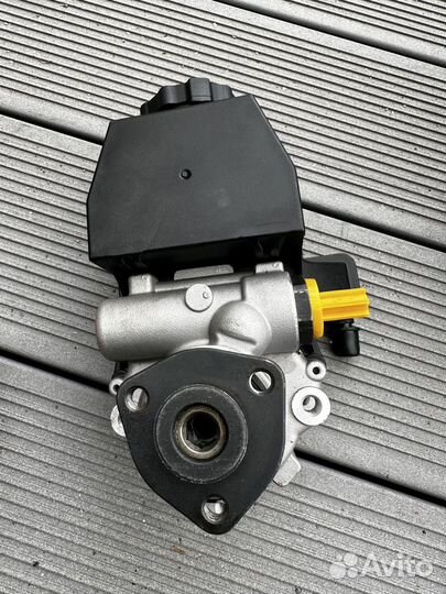 Насос гидроуселителя мерседес спринтер 2.3 ом601