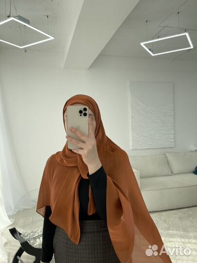 Женские шарфы и платки