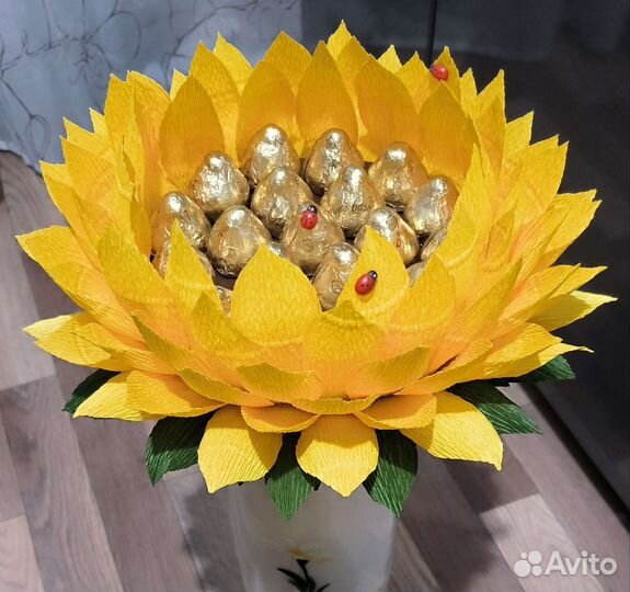 Букет из конфет подсолнух в подарок