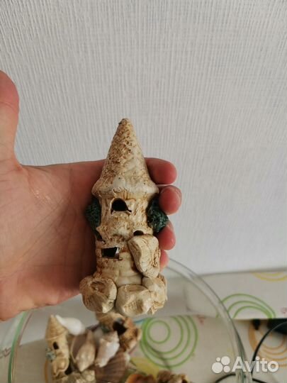 Аквариум и принадлежности к аквариуму