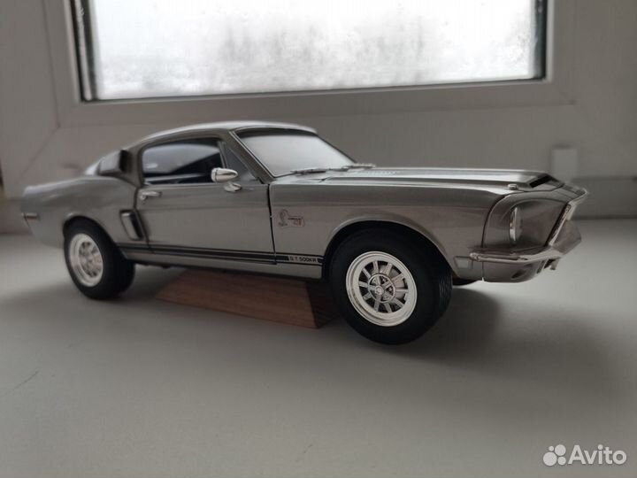 Ford Mustang Shelby GT-500KR 1968 1:18