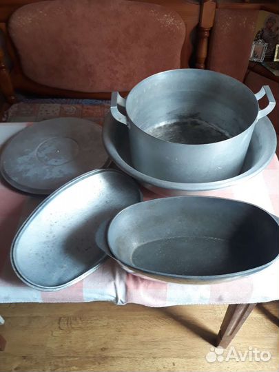 Кастрюля алюминиевая