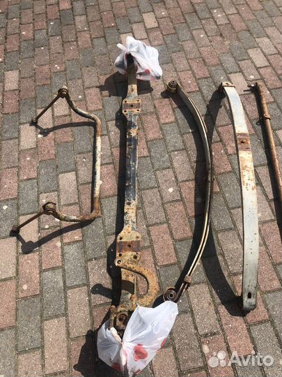 Запчасти на mercedes T1