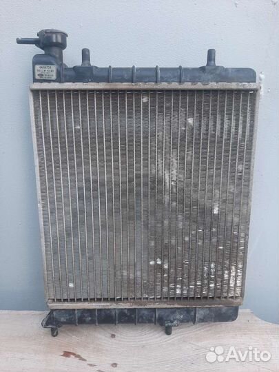 Радиатор охлаждения двигателя accent механика
