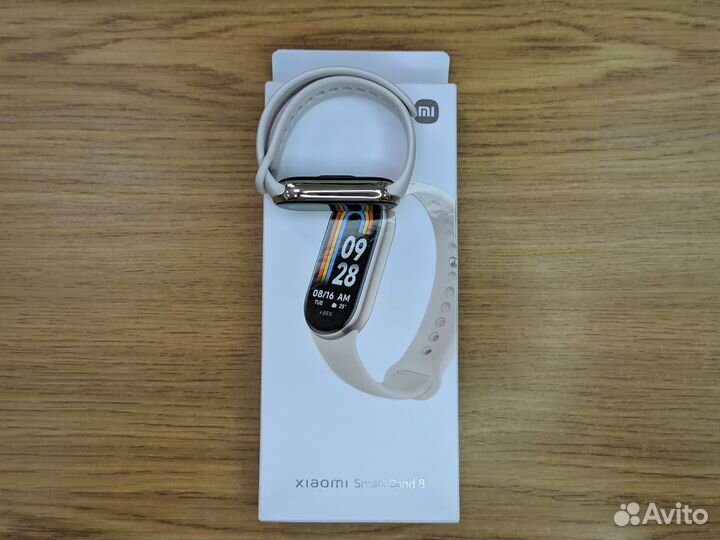 Фитнес-браслет Xiaomi SMART Band 8 (Champagne Gold