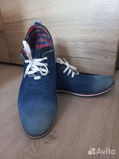 Кроссовки р.43