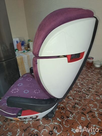 Детское автокресло