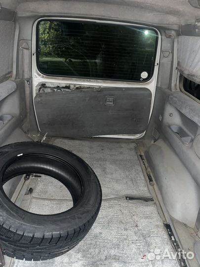 Mazda Bongo 2.0 AT, 2001, 346 528 км