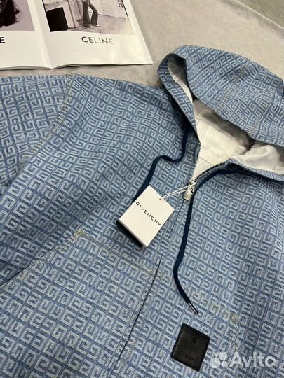 Бомбер Givenchy женский