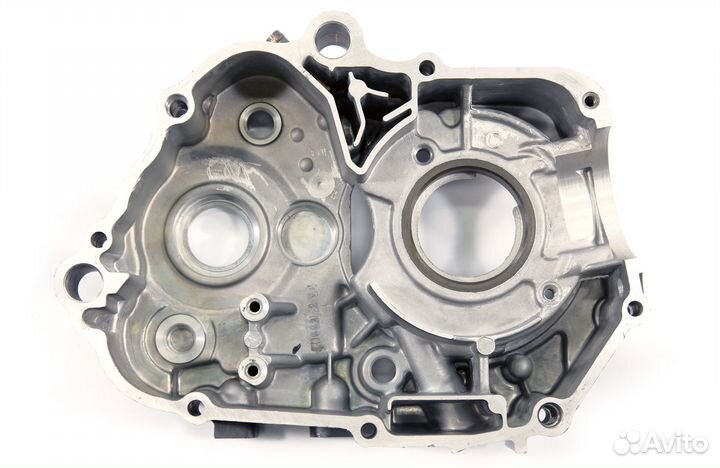 Картер двигателя левый арт. 1212B-IZ21-000089