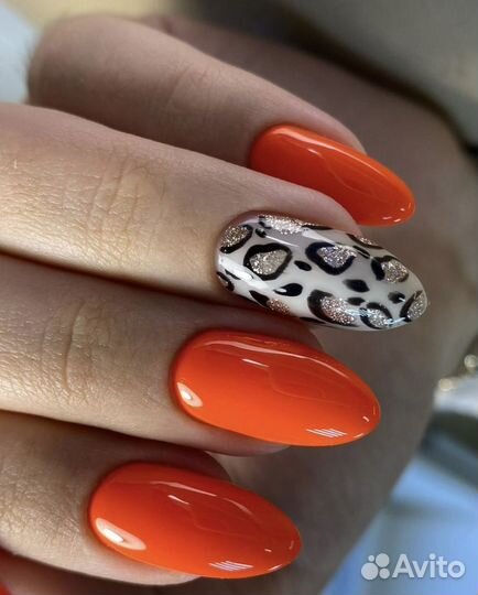 Наращивание ногтей, педикюр