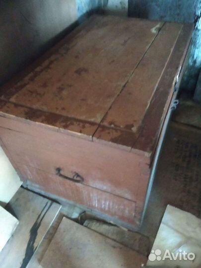 Сундук деревянный старинный