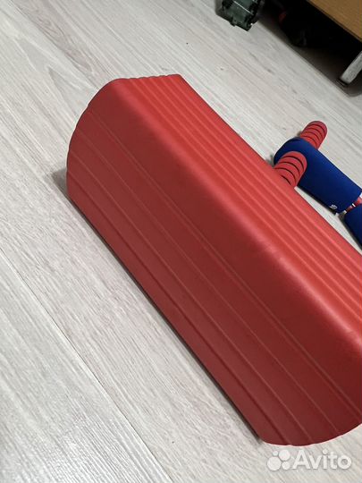 Тренажер для прыжков Moby Kids Moby-Jumper