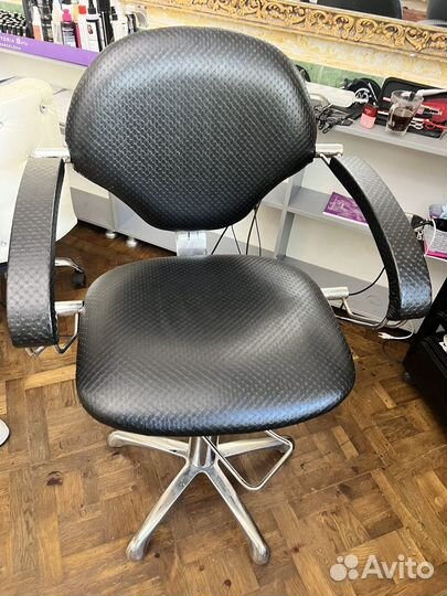 Кресло парикмахерское