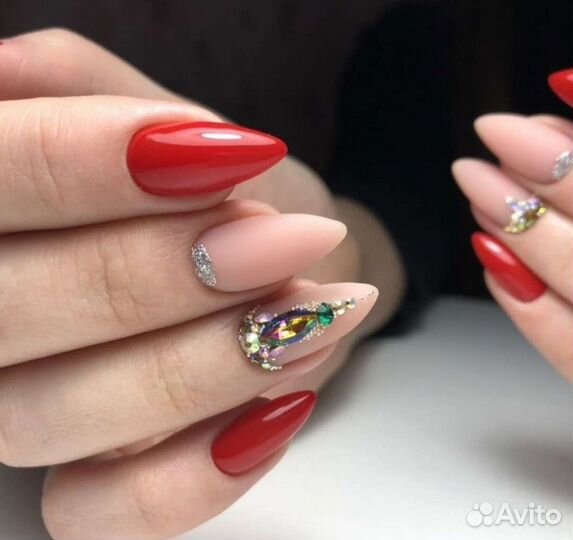 Наращивание ногтей и маникюр
