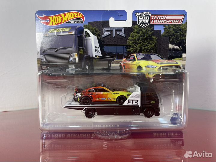 Hot wheels premium Team Transport из личной коллек