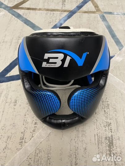 Боксерский шлем venum