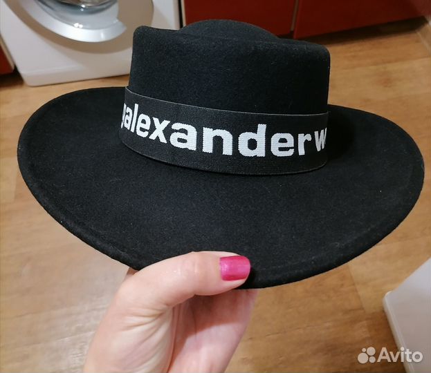 Продам новую шляпу Аlexander Wang