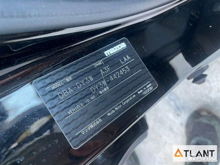 Лючок бензобака mazda demio