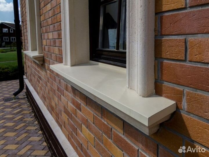 Подоконник из камня, по форме и толщине