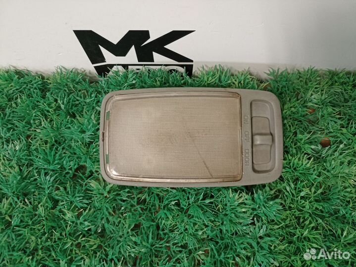 Плафон потолка центральный Toyoya Mark II GX100