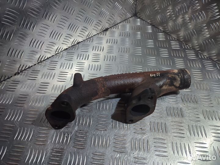 Выпускной коллектор (часть) Scania 1374099