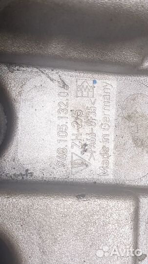 Крышка клапанная двс Porsche Cayenne, 2003