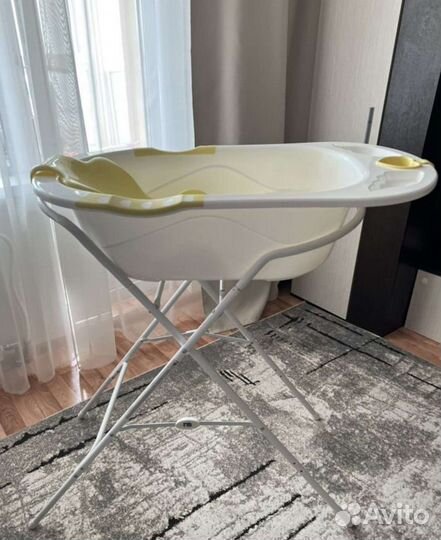 Ванночка детская Happy Baby с подставкой