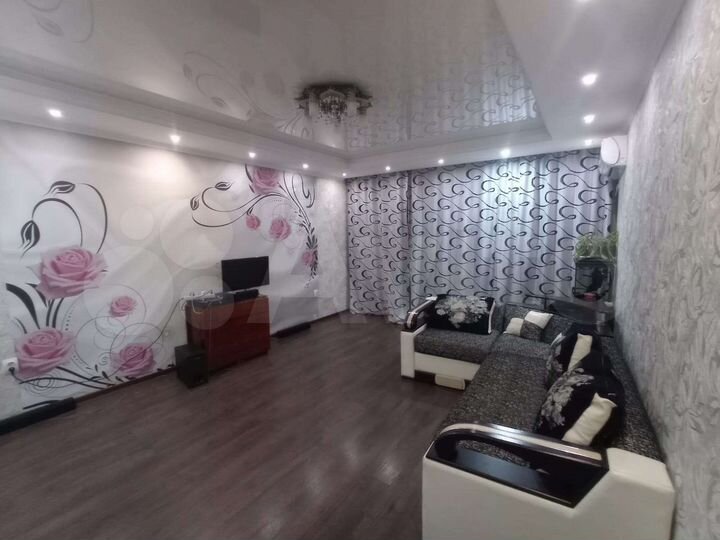 4-к. квартира, 82 м², 5/6 эт.