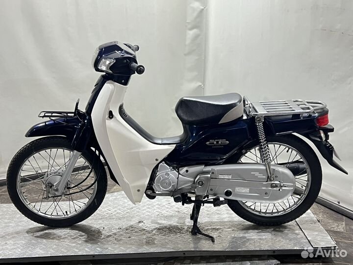 Мопед Honda Super Cub PGM-FI AA04 (2012г.в.)