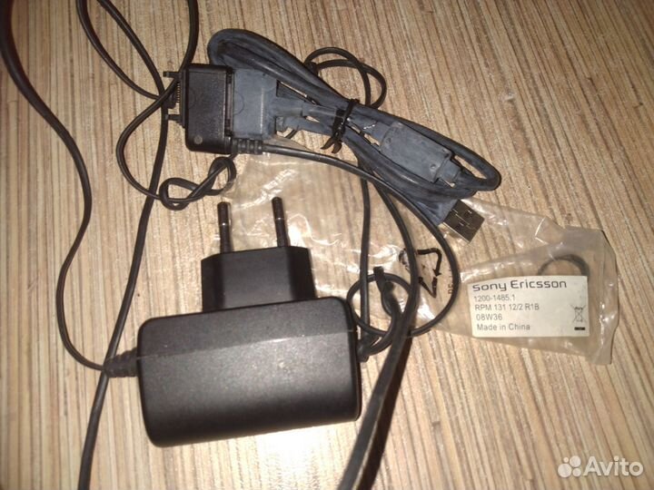 Автомобильные зарядные для кнопочных телефонов