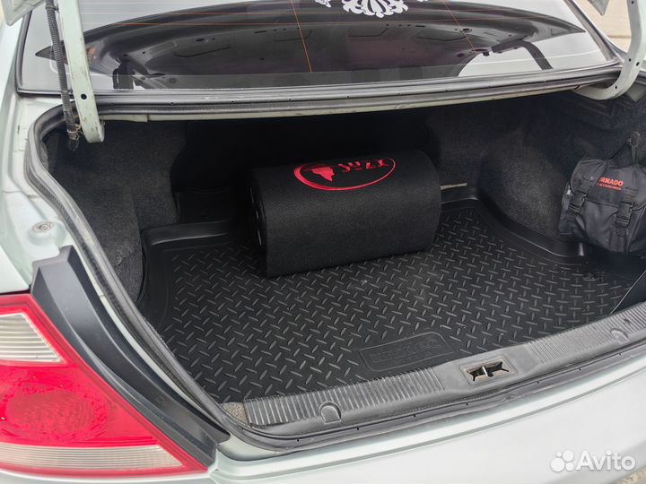 Nissan Almera Classic 1.6 МТ, 2006, 270 000 км