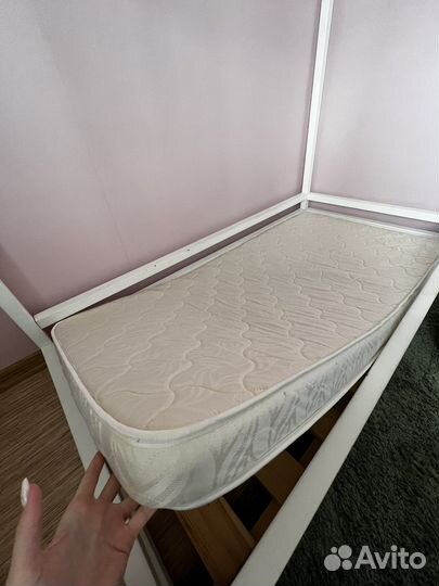 Детская кроватка домик бу