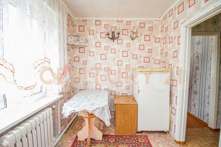 2-к. квартира, 43 м², 1/2 эт.