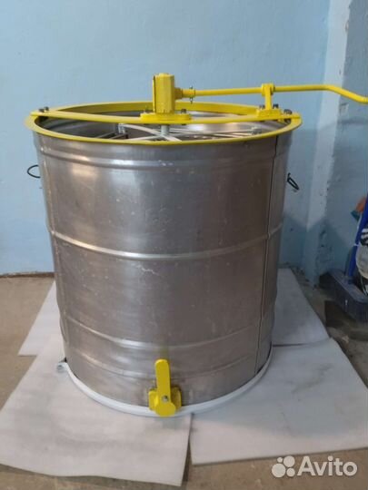 Медогонка 4 рамочная