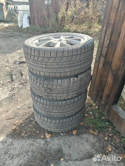 Bridgestone Blizzak VRX 245/50 R18 100S