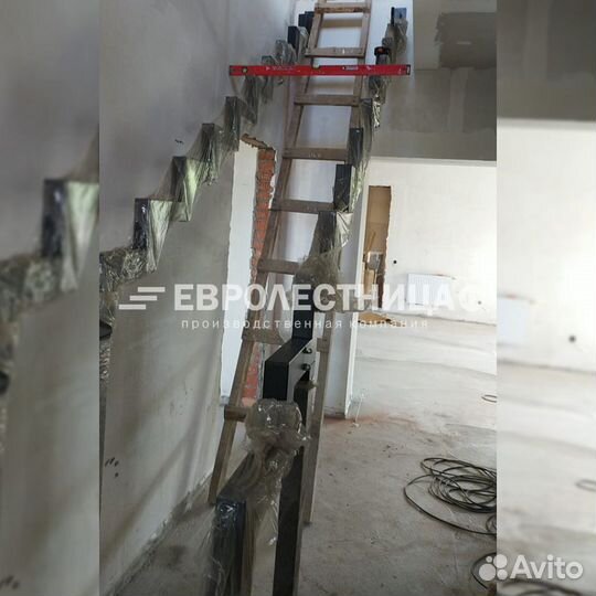Лестница каркас металлический